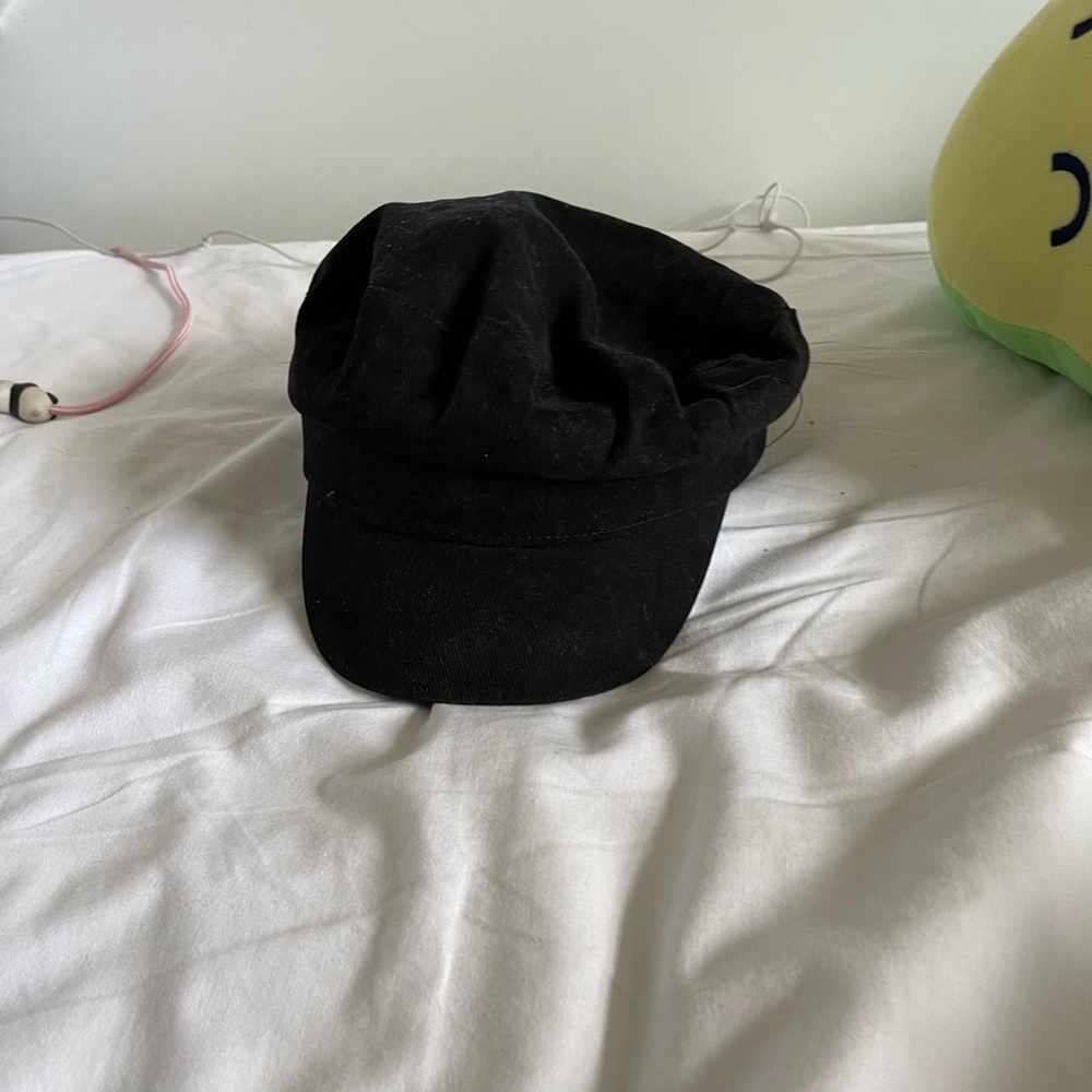 Zara hat
